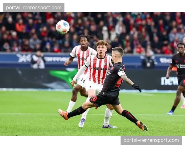 勒沃库森高压失效，阿森纳凭借精准长传转移取得客场进球优势